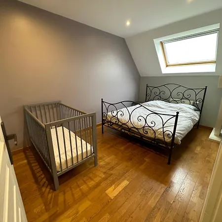 Appartement A Beaune Avec Parking Exterior photo