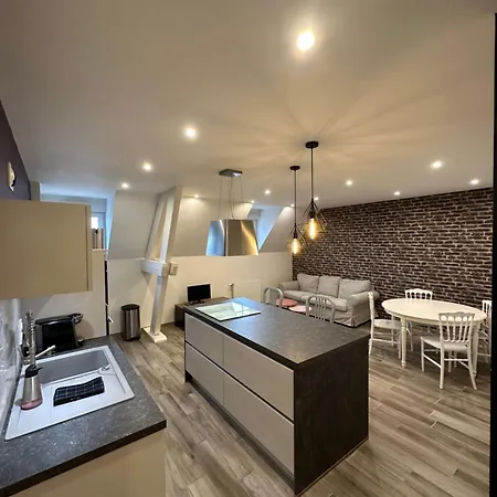 Appartement A Beaune Avec Parking Exterior photo